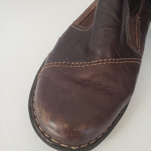 Clarks Bendable Brown Womens slip ons 8.5 - Picture 3 of 10